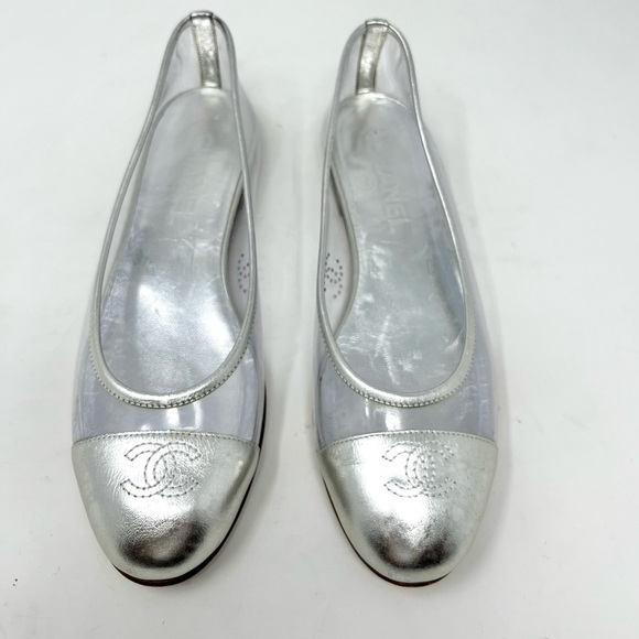 Chanel Interlocking CC Logo Silver Ballet Flat Cap Toe PVC Flat Size 36.5 EU - Picture 3 of 7